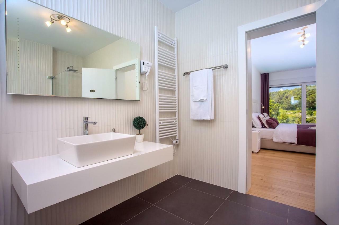 Villa Agava With Heated Pool, Jacuzzi, Sauna, Gym, 4 En-Suite Bedrooms Gata Exterior photo